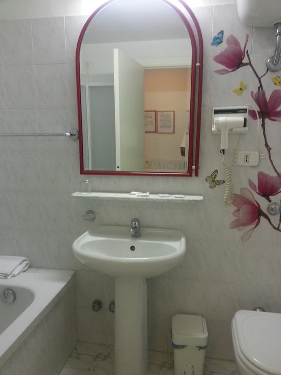 Camere Da Aldo In Centro Sirolo Kamer foto